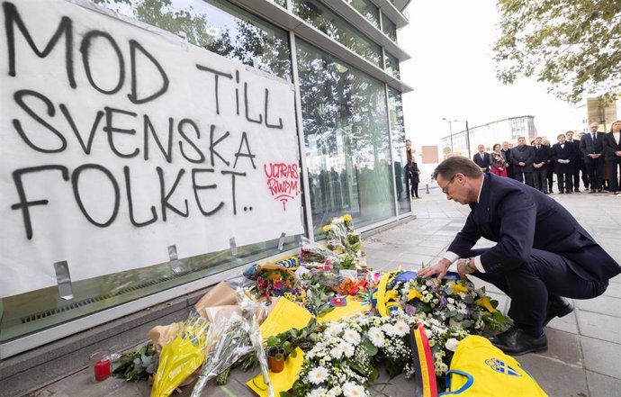 Homenaje a las víctimas del ataque contra ciudadanos suecos en Bruselas