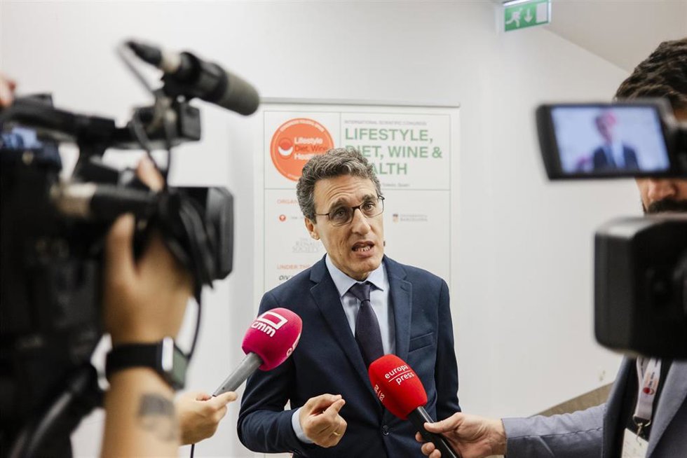 El secretario general de Agricultura y Alimentación, Fernando Miranda, en el congreso 'Lifestyle, diet, wine & health' en Toledo