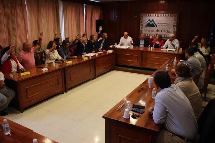 Pleno de constitución de la Mancomunidad de la Sierra.