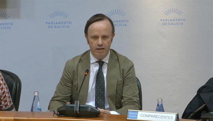 O director xeral de Maiores e Atención Sociosanitaria da Xunta, Antón Acevedo, no Parlamento de Galicia.