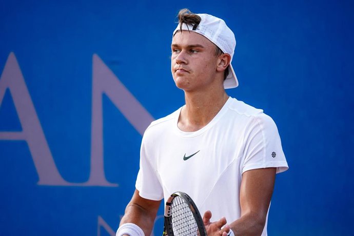 Archivo - Holger Rune durante un torneo del circuito en Niza.