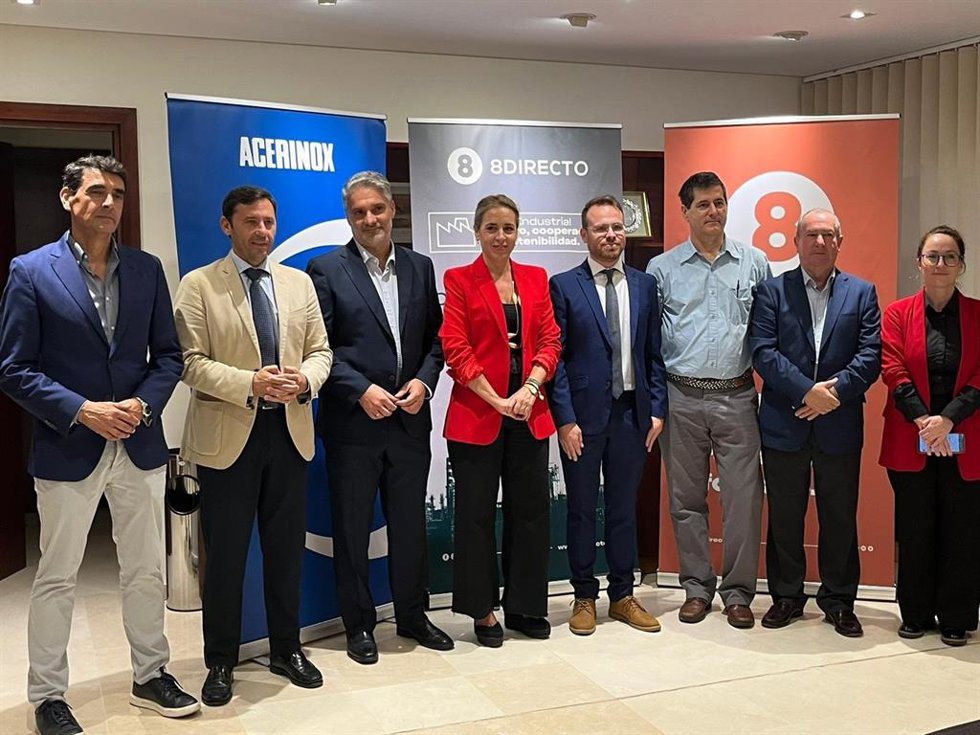 La presidenta de la Diputación Provincial de Cádiz, Almudena Martínez, participa en el I Foro Empresarial Futuro, Cooperación y Sostenibilidad en Los Barrios.