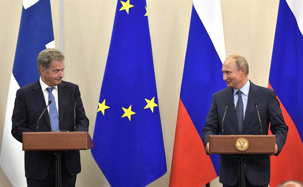 Archivo - Los presidentes de Finlandia, Sauli Niinisto, y de Rusia, Vladimir Putin.