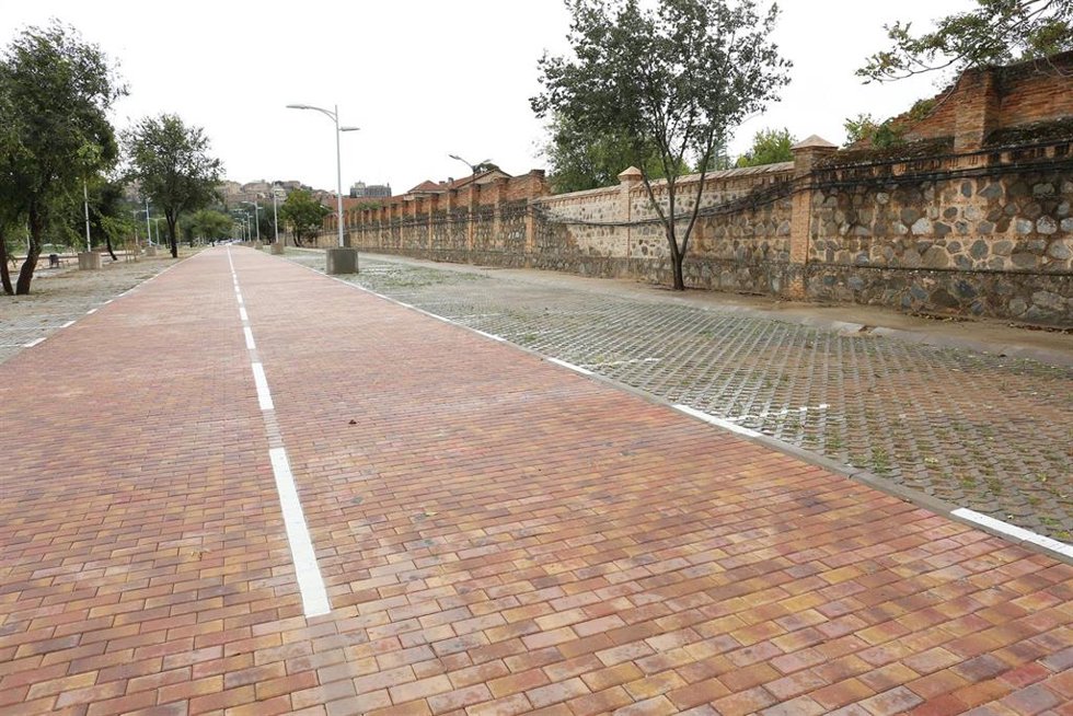 Nuevo parquin de la UCLM
