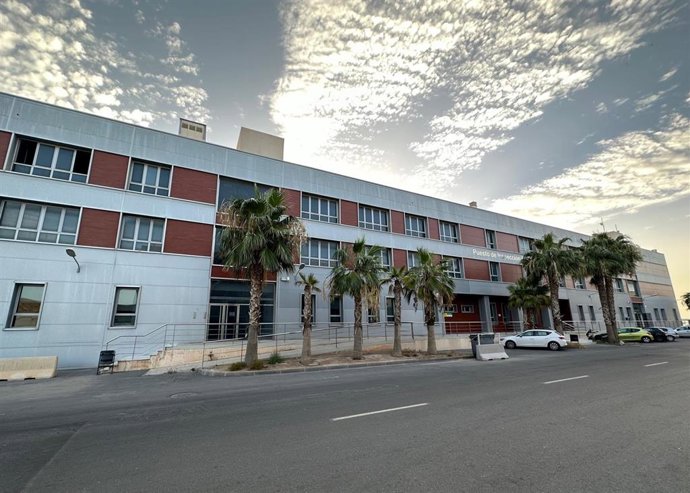 Edificio de las Instalaciones Fronterizas de Control Sanitario de Mercancías que albergará las dependencias policiales del puerto