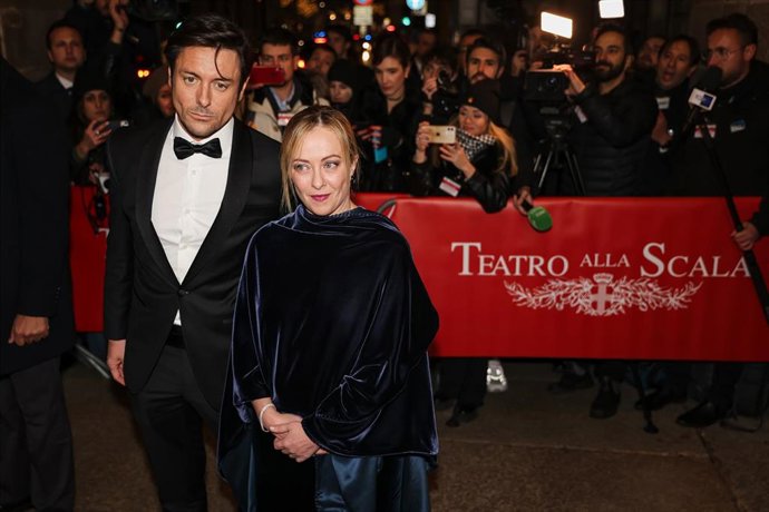 Archivo - La primera ministra de Italia, Giorgia Meloni, y su pareja, el periodista Andrea Giambruno