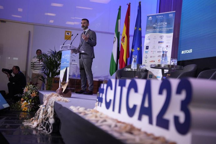 El consejero de Sostenibilidad, Medio Ambiente y Economía Azul, Ramón Fernández- Pacheco, durante su intervención en el III Congreso Internacional de Turismo Náutico y de Cruceros (CITCA Suncruise) que se celebra en Cádiz.