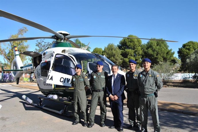 El delegado del Gobierno en la Región, Francisco Jiménez, presenta en el IES Juan Sebastián Elcano de Cartagena el Plan Director para la Convivencia y Mejora de la Seguridad en los Centros Educativos