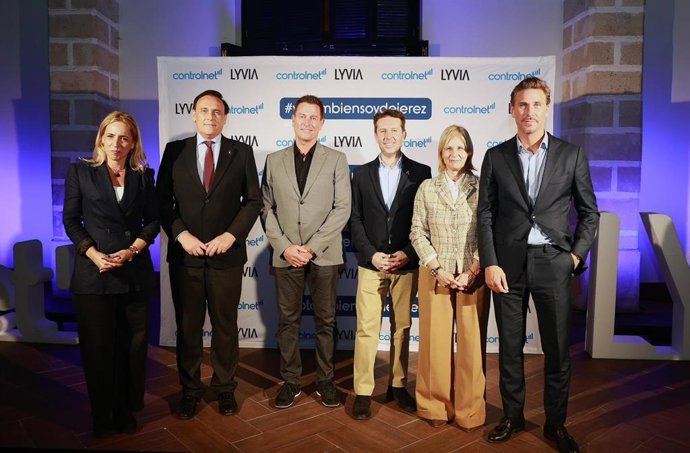 La presidenta de la Diputación de Cádiz, Almudena Martínez, en las jornadas Innovación y Talento organizadas por el grupo empresarial Lyvia y Controlnet en Jerez.