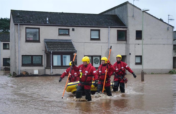 Servicios de emergencia en Brechin, Escocia