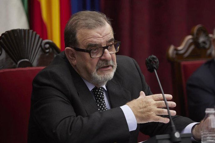 Archivo - El expresidente de la Junta de Andalucía José Rodríguez de la Borbolla, en una foto de archivo.