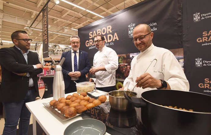 Sabor Granada impulsa la presencia de nuevos productos granadinos en Carrefour.