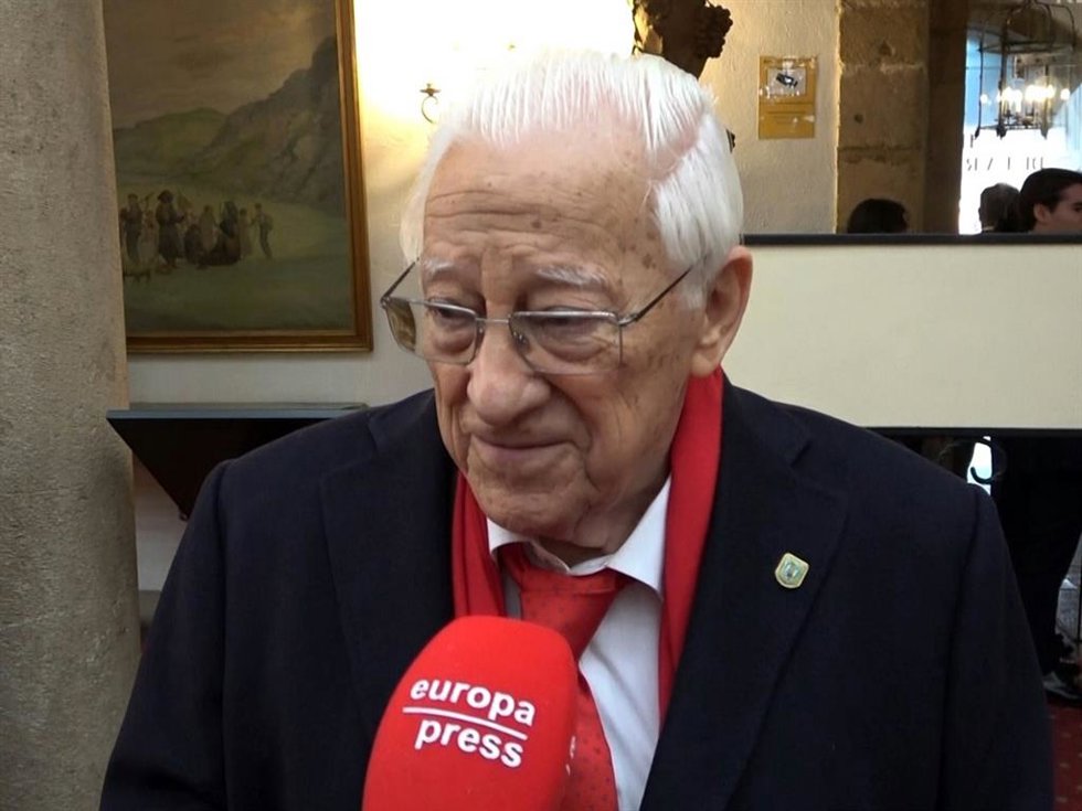 EL PADRE ÁNGEL EN LA RECEPCIÓN DE LOS PREMIOS PRINCESA DE ASTURIAS 2023