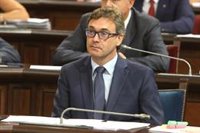 Costa defiende que informar previamente a padres sobre contenidos extracurriculares es algo que "ya se hace en centros"