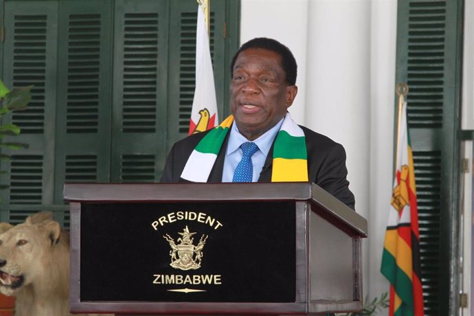 Archivo - Emmerson Mnangagwa, presidente de Zimbabue.