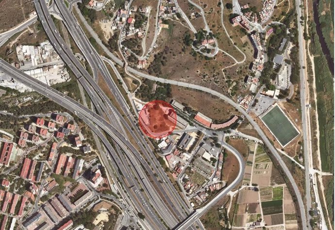 Zona del barrio de Vallbona de Barcelona donde se ubicará el campo de fútbol temporal.