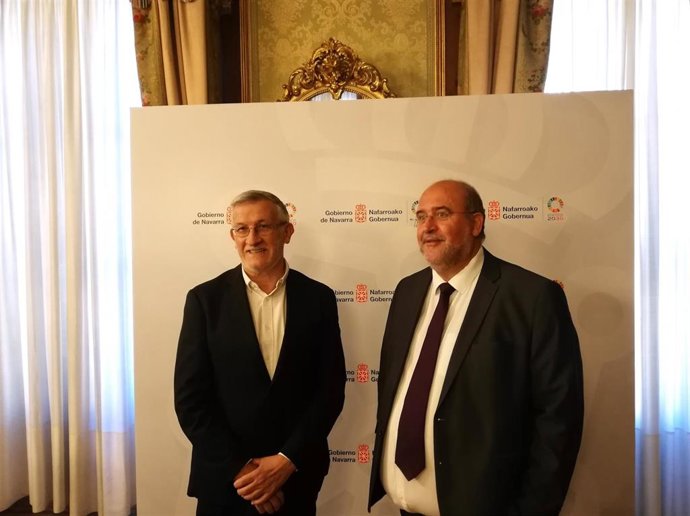El vicepresidente primero y consejero de Presidencia e Igualdad del Gobierno de Navarra, Félix Taberna Monzón, y el vicepresidente primero de Castilla-La Mancha, José Luís Martínez Guijarro.