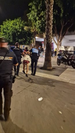 Detenido el presunto autor de una agresión con arma blanca en la plaza Víctor Zurita Soler de La Laguna