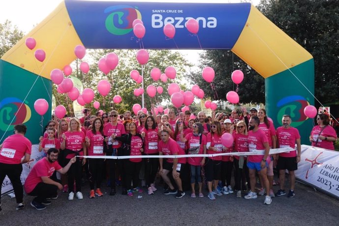 Edición número XVI de la Carrera de la Mujer de Bezana para recaudar fondos con los que ayudar a las mujeres con cáncer de mama