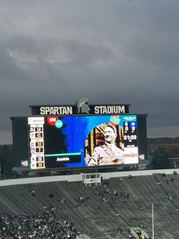 Foto de Adolf Hitler en el videomarcador de la Universidad Estatal de Michigan