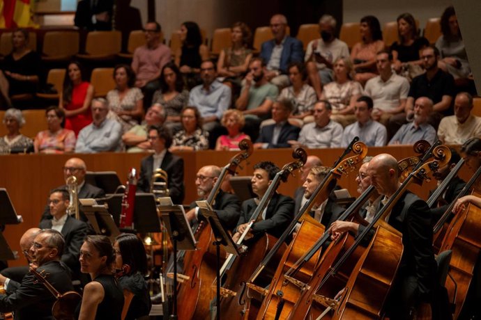  Músicos de la Orquesta de Valncia