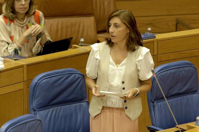 Archivo - Ángeles Vázquez en el pleno del Parlamento de Galicia. Archivo. 