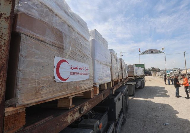 Convoy humanitario en Egipto destinado a la Franja de Gaza