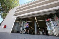 El Metro de Sevilla circula "con normalidad" tras la avería de una catenaria por el viento en Cocheras