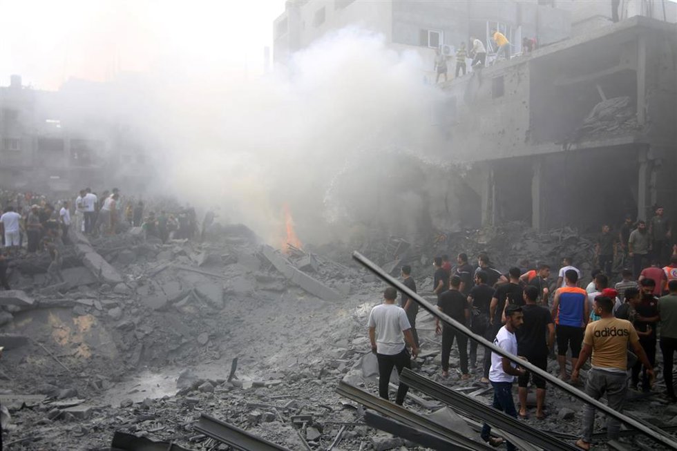 Edificios destruidos por un bombardeo de Israel contra la Franja de Gaza