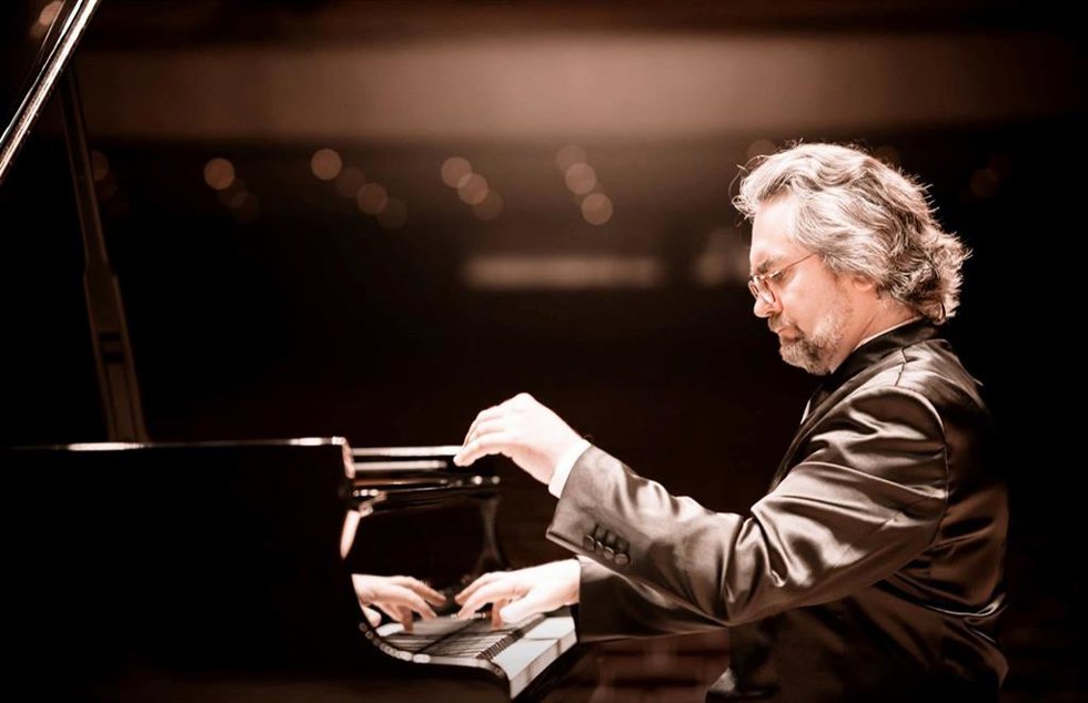 El pianista Konstantin Scherbakov