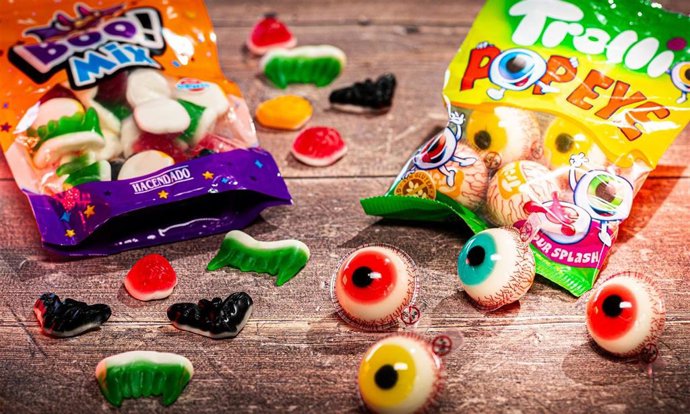 Bolsa Pop Eye, con cuatro variedades de ojos rellenos Trolli