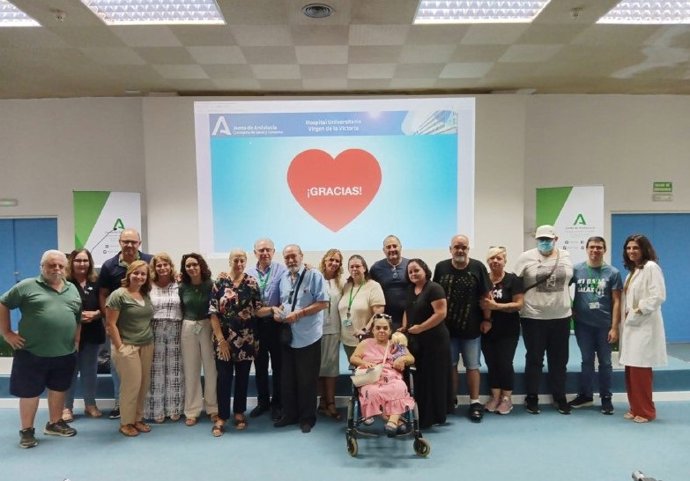 El Hospital Clínico promueve medidas preventivas de salud para evitar complicaciones en el pie diabético