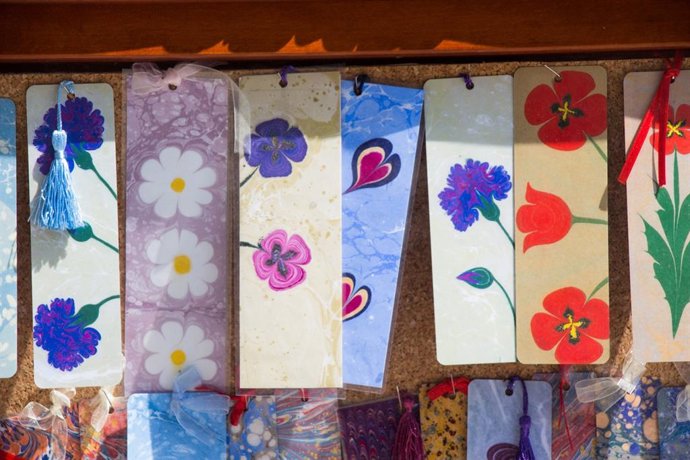 Personaliza tus marcapáginas con estas manualidades creativas