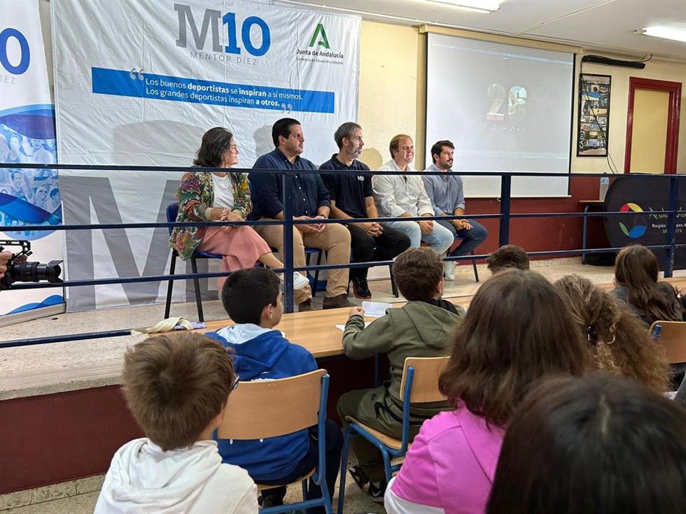 Jorge Vázquez en el programa Mentor10 en Algeciras con la participación de Berni Rodríguez.
