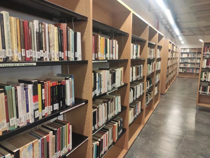 Archivo - Biblioteca Ramón Pérez de Ayala, en Oviedo