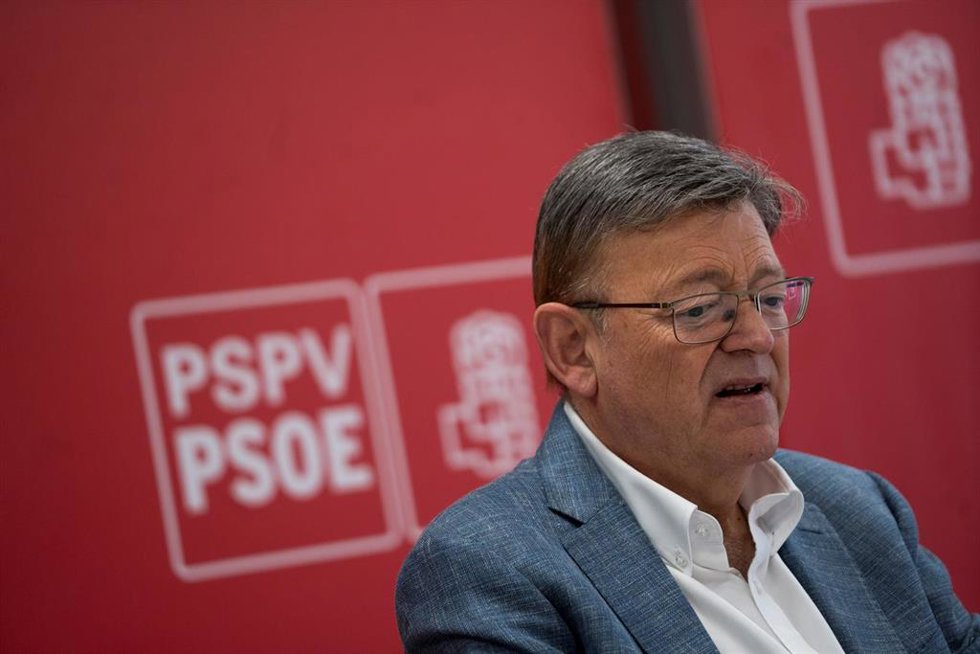 El secretario general del PSPV-PSOE, Ximo Puig, durante una reunión en la sede del PSPV-PSOE, a 20 de octubre de 2023, en Valncia, Comunidad Valenciana (España). Durante la reunión se han tratado temas relacionados con los fondos europeos.