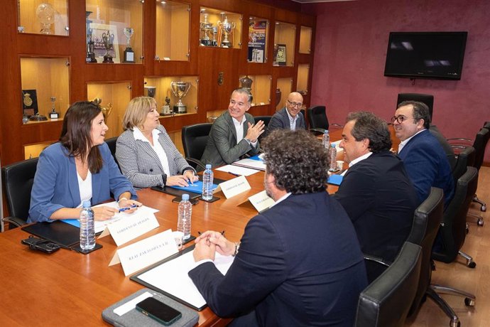 Reunión del grupo de trabajo que impulsa el proyecto del nuevo estadio de La Romareda.