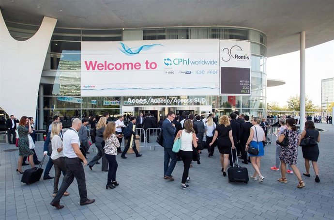 Entrada de CPHI en el recinto Gran Via de Fira de Barcelona en la edición de 2016.