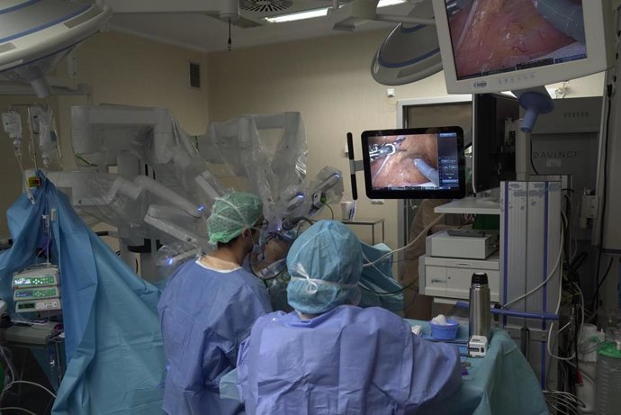 Archivo - Cirugía en Valdecilla