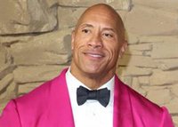 Dwayne Johnson reprende al Museo Grévin de París por el color de su figura de cera