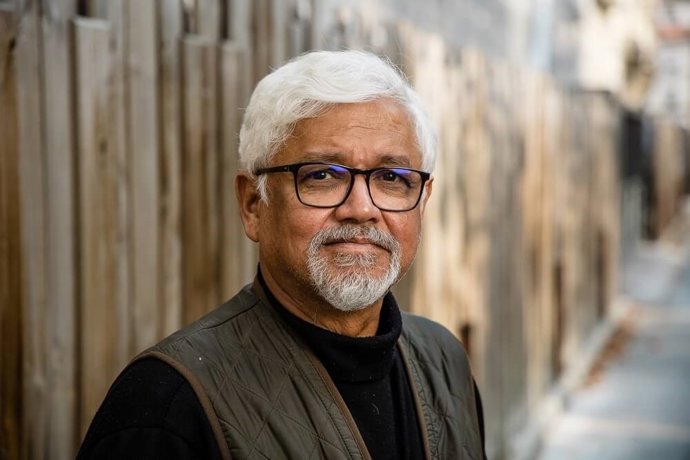 El escritor Amitav Ghosh sitúa el origen de la crisis climática actual en el descubrimiento del Nuevo Mundo.