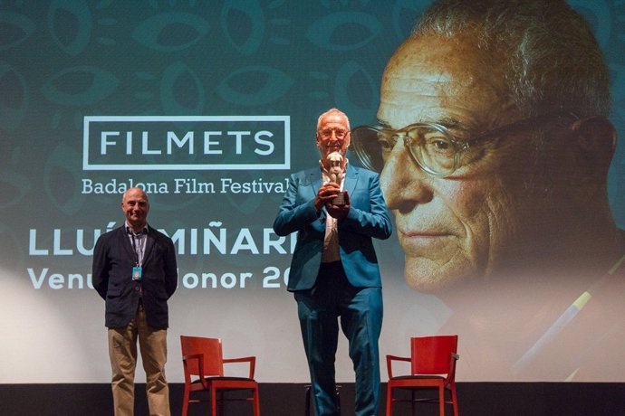 El director y productor de cine Lluís Miñarro ha recibido la Venus de Honor del festival Filmets Badalona.