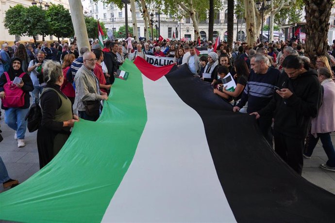 Manifestación contra el "genocidio" de los bombardeos de Israel en Gaza