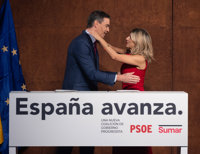 El PSOE y Sumar firman un acuerdo de Gobierno que incluye reducir la jornada laboral a 37,5 horas sin rebaja salarial