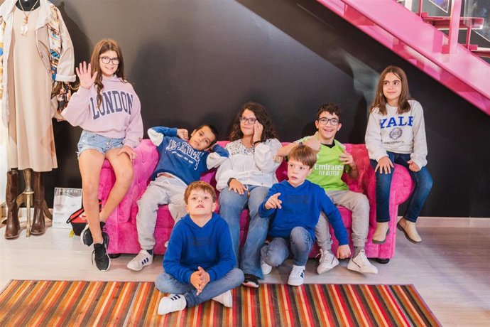 Los niños de Afannes desfilan este domingo vestidos por Koker en Círculo de Arte  de Toledo a beneficio de la asociación