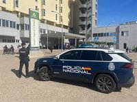 Detenida en Málaga tras ingresar con dolor abdominal y confirmar que había ingerido 15 bellotas de hachís