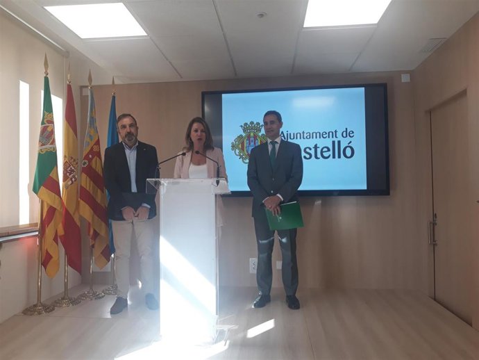 Rueda de prensa para presentar la bajada de impuestos