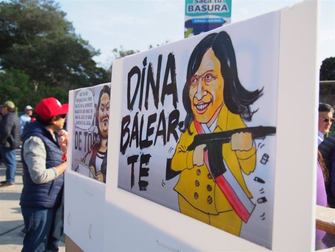 Archivo - Protesta contra la presisdenta de Perú, Dina Boluarte, en Lima, la capital del país.