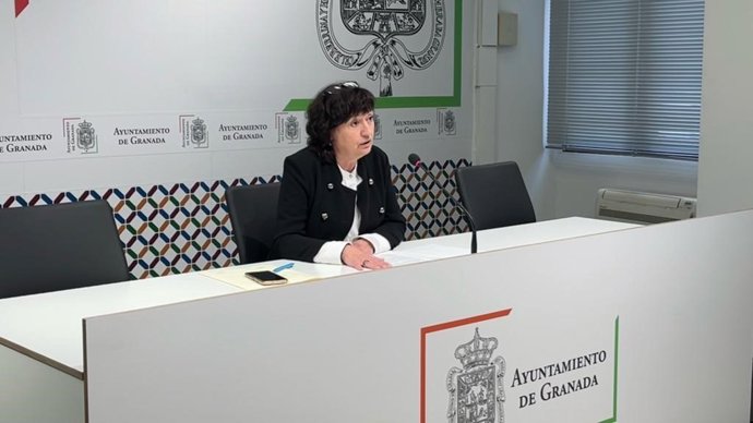 La concejal del PSOE en el Ayuntamiento de Granada, Eva Fernández.