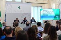 Más de 200 profesionales de la Administración autonómica conocen la nueva ley de Función Pública en Granada